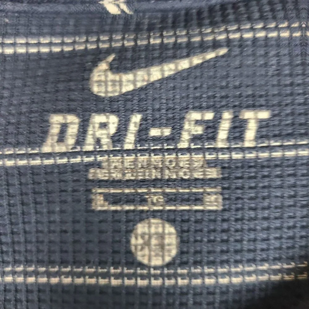 Nike Mens Performance Dri_Fit shirt. Navy and white Stripped‎ Size XL